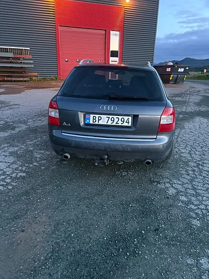 Audi A4 2003 photo 5
