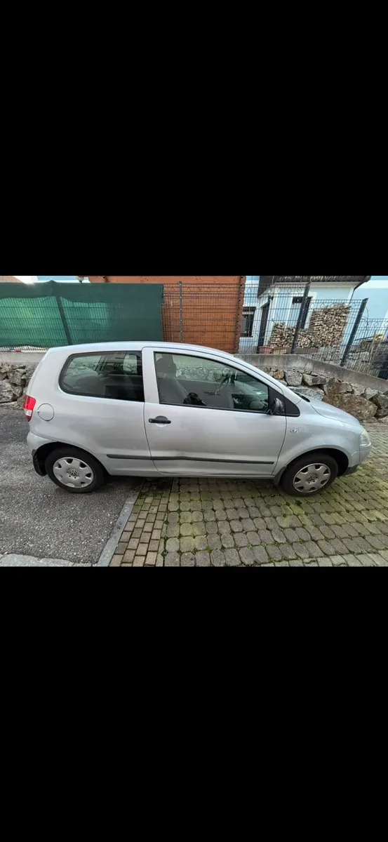 Volkswagen Fox 2008 photo 2