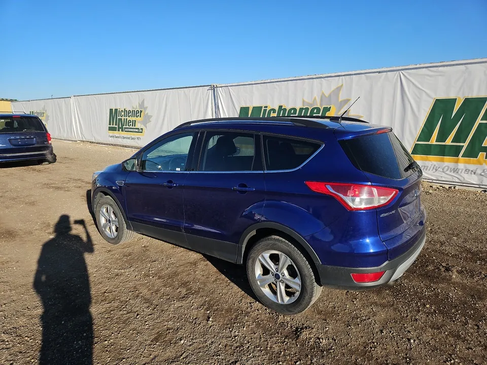 Ford Escape 2016 photo 3