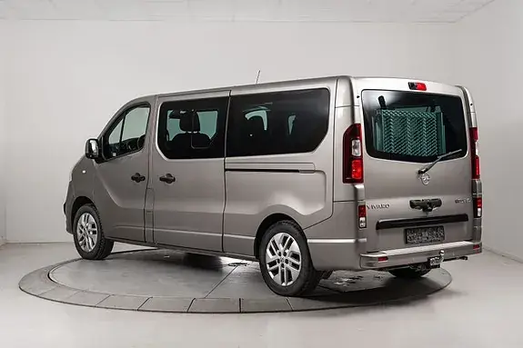 Opel Vivaro 2018 photo 4