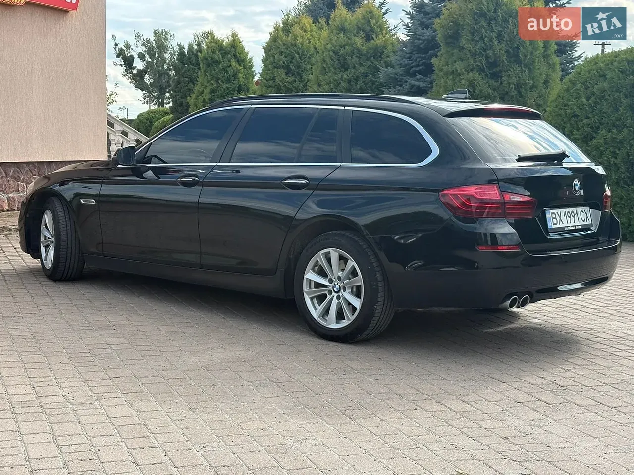BMW 5 Series 2016 photo 5