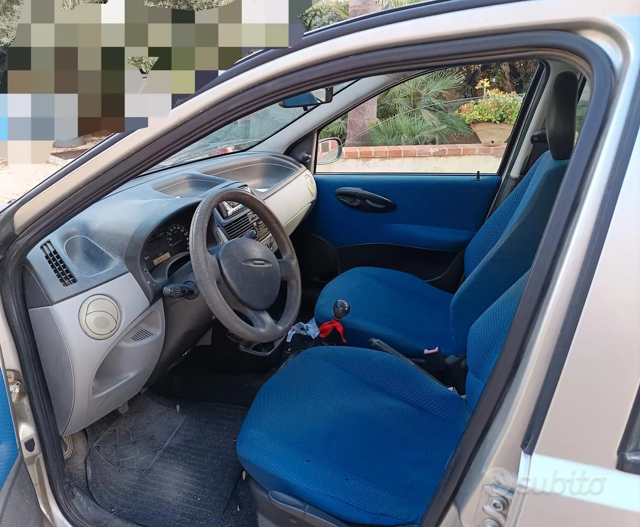 Fiat Punto 2001 photo 2