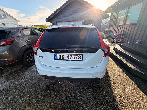 Volvo V60 2012 photo 3