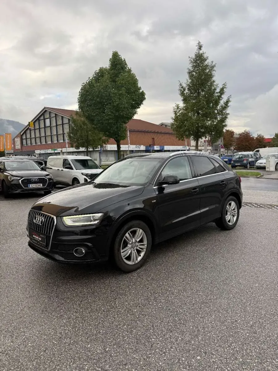 Audi Q3 2012 photo 2