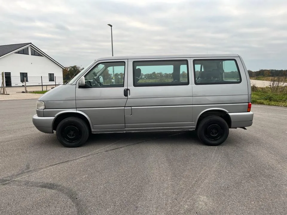 Volkswagen T4 Caravelle