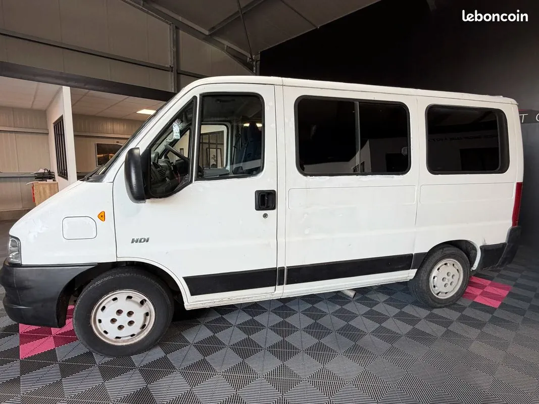 Peugeot Boxer 2004 photo 2