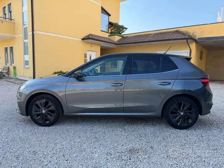Skoda Fabia 2022 photo 4