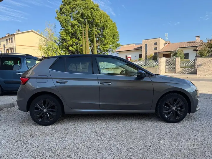 Skoda Fabia 2022 photo 5