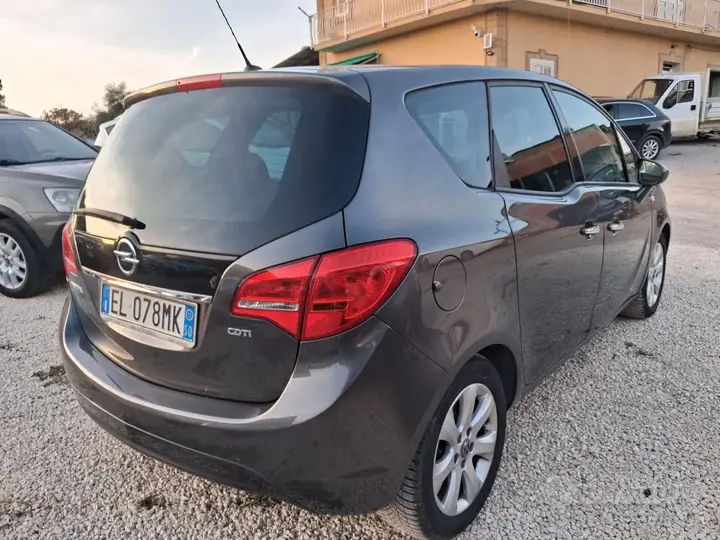 Opel Meriva 2012 photo 3