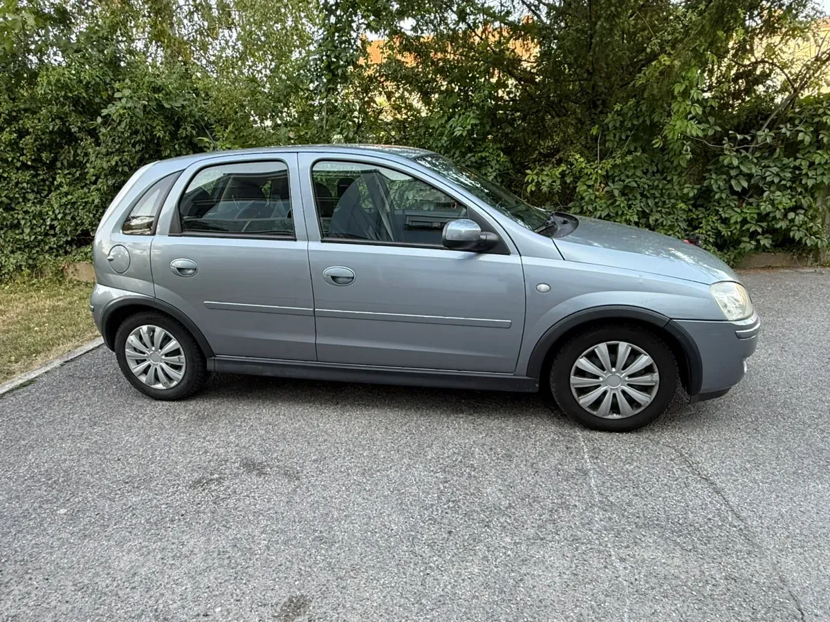 Opel Corsa 2006 photo 2