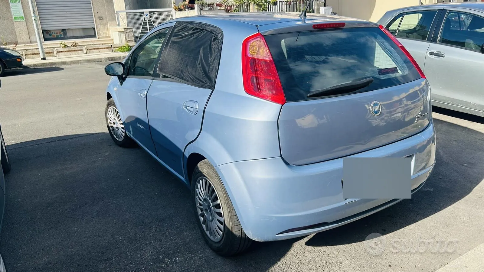 Fiat Grande Punto 2007 photo 2