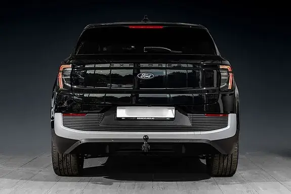 Ford Explorer 2026 photo 4