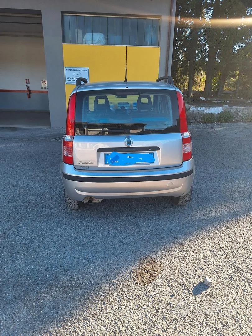 Fiat Panda 2004 photo 2