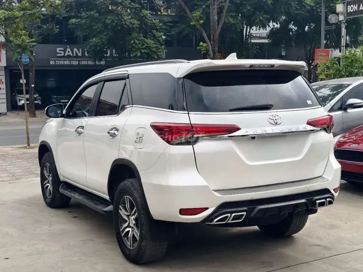 Toyota Fortuner 2019 photo 4