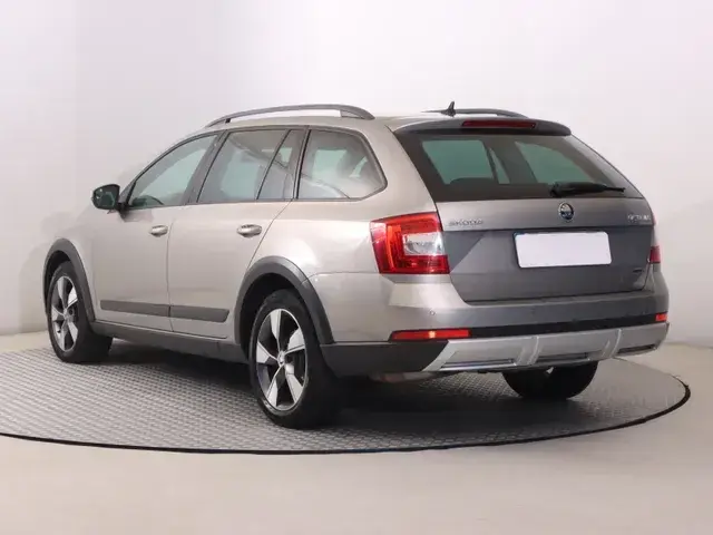 Skoda Octavia 2015 photo 3