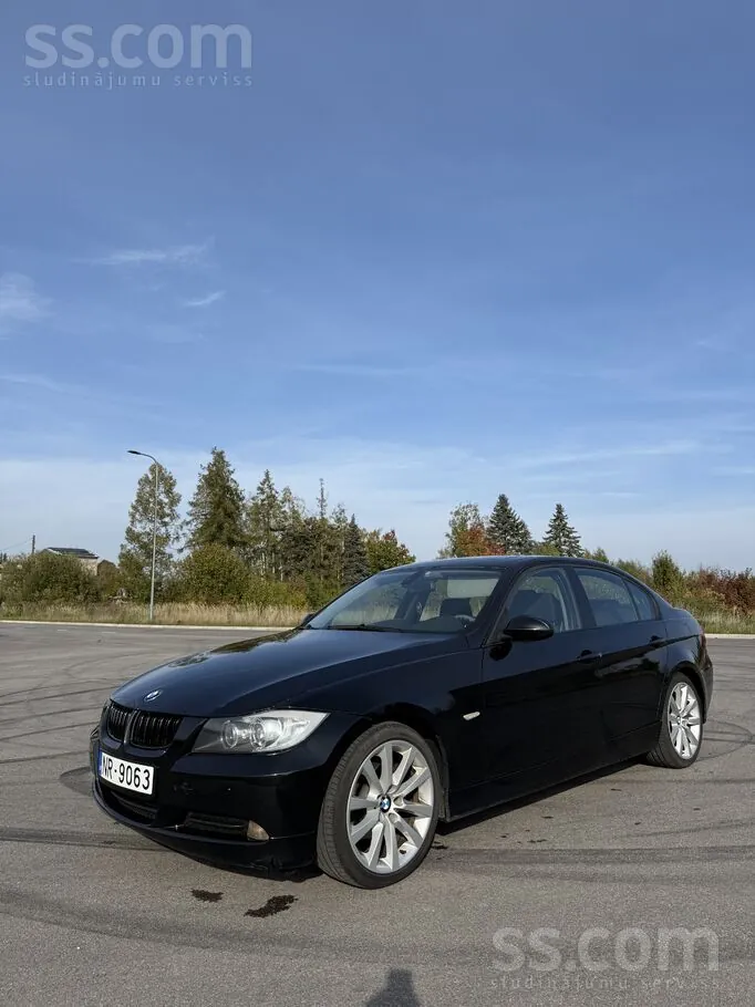 BMW 320D 2006 photo 2
