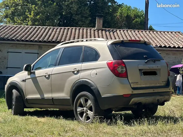 Chevrolet Captiva 2012 photo 2