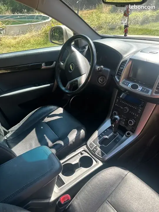 Chevrolet Captiva 2012 photo 3