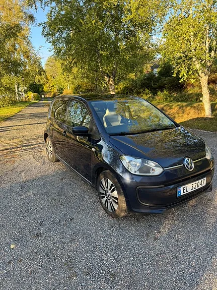 Volkswagen E-Up! 2014 photo 2
