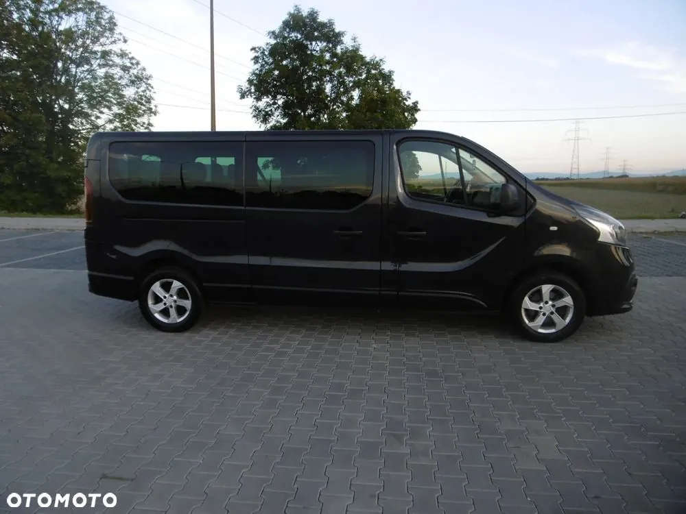 Renault Trafic 2017 photo 4