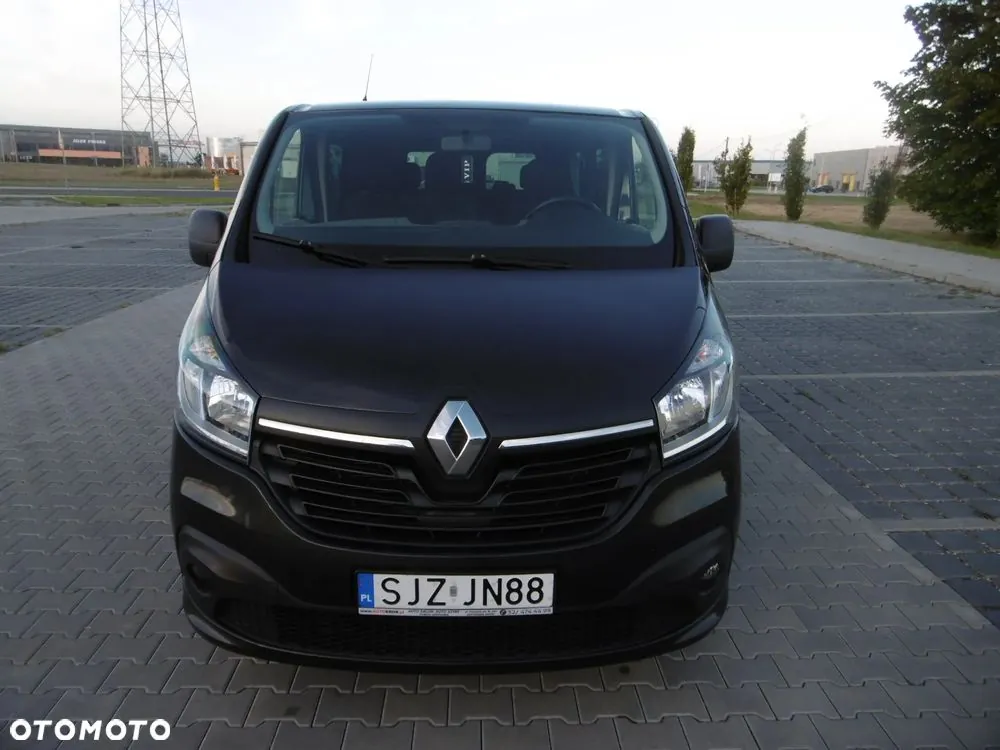 Renault Trafic 2017 photo 2