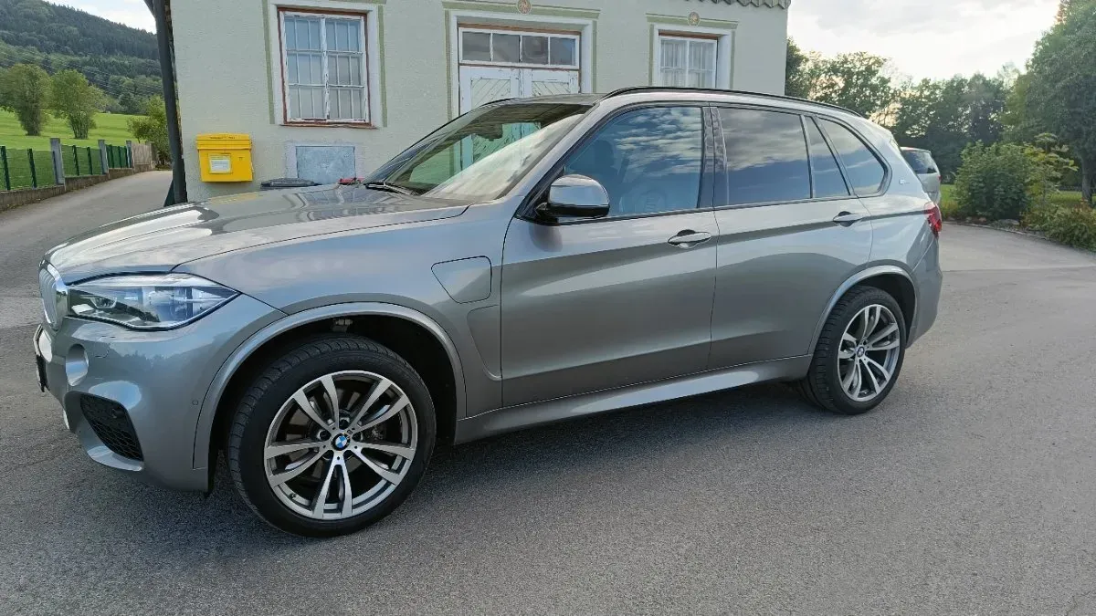 BMW X5 2018 photo 2