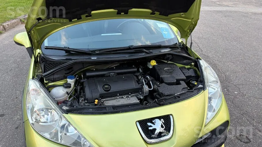 Peugeot 207 2008 photo 3
