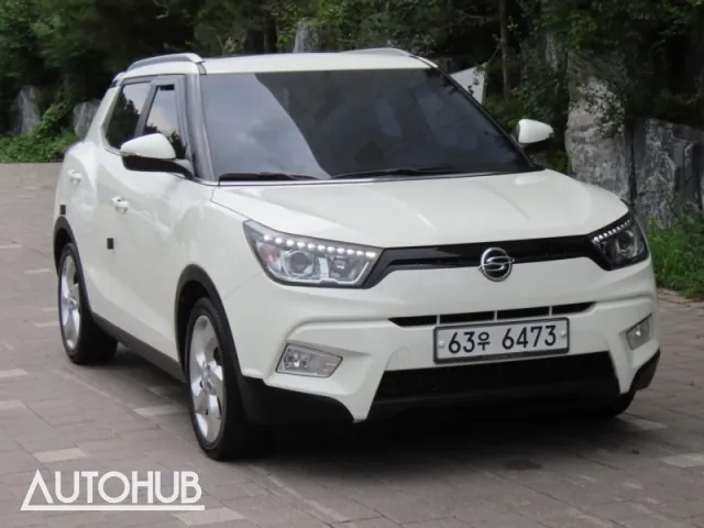 KG Mobility Tivoli 2015 photo 2