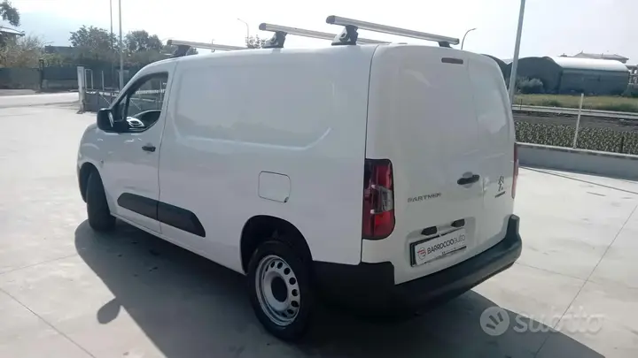 Peugeot Partner 2022 photo 5