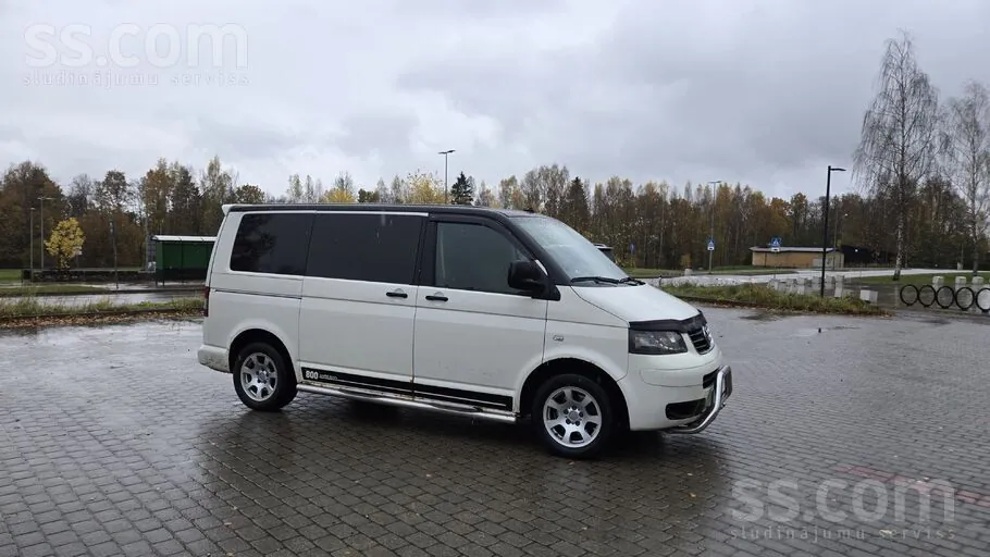 Volkswagen Caravelle 2005 photo 2