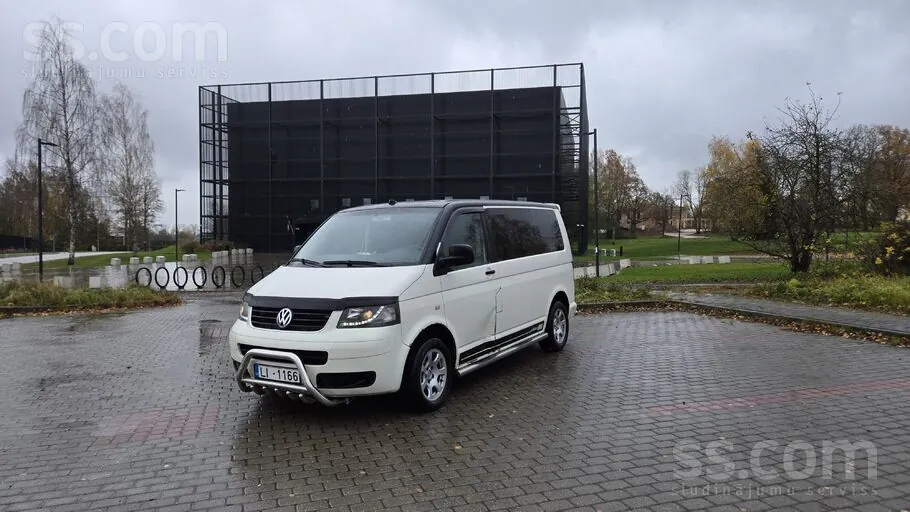 Volkswagen Caravelle 2005 photo 3