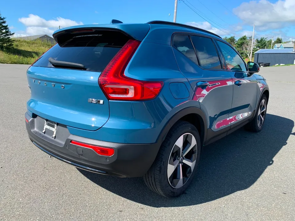 Volvo Xc40 Plus 2023 photo 5