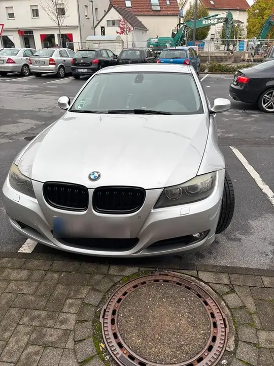 BMW 320I