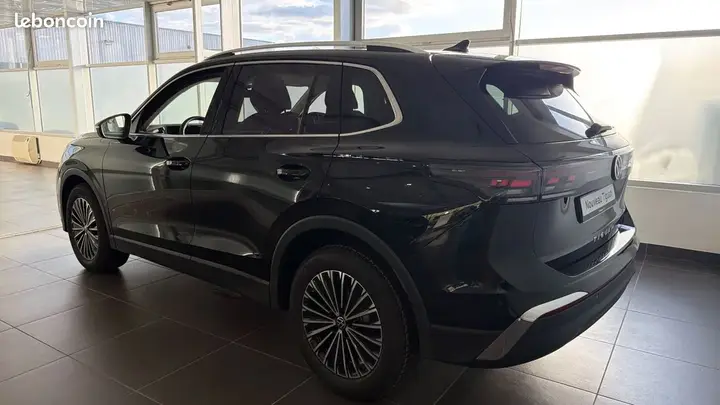 Volkswagen Tiguan 2026 photo 4