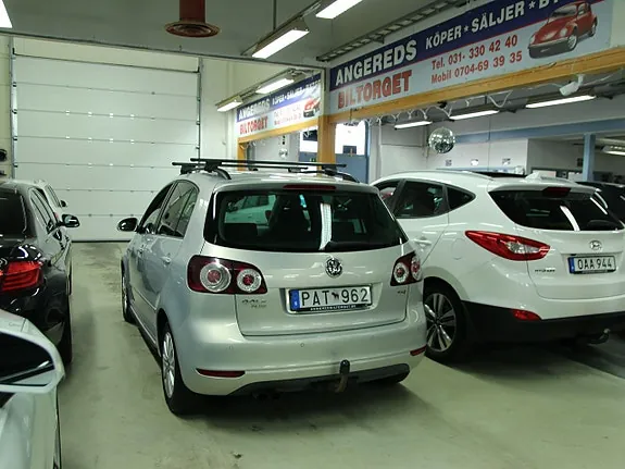 Volkswagen Golf 2010 photo 5
