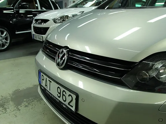 Volkswagen Golf 2010 photo 4