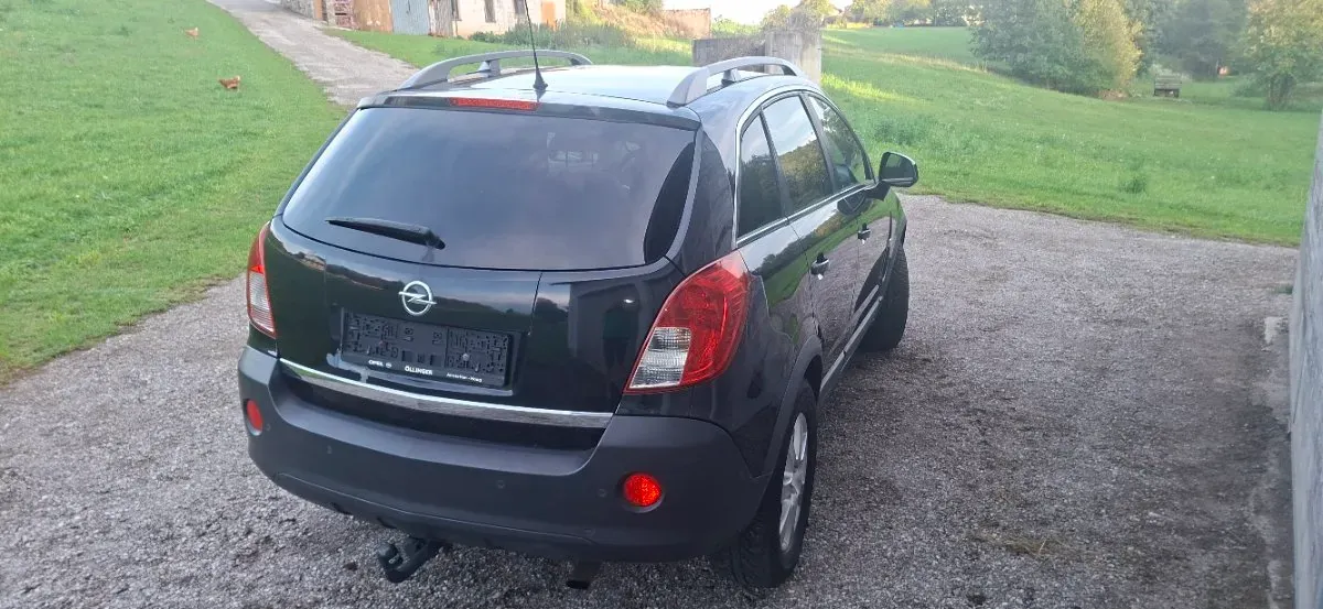 Opel Antara 2011 photo 3