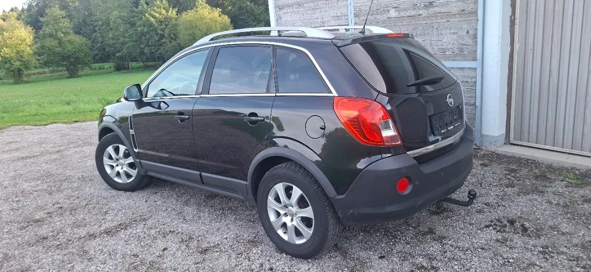 Opel Antara 2011 photo 2