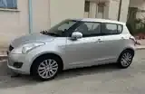 Suzuki Swift 2012 photo 2