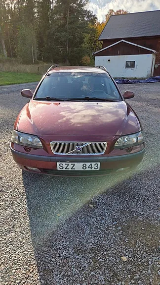 Volvo V70 2002 photo 2