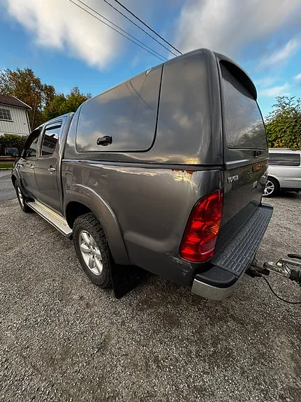 Toyota Hilux 2010 photo 3