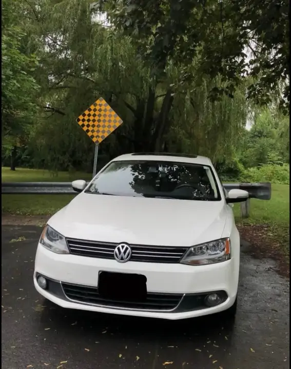 Volkswagen Jetta 2012 photo 2