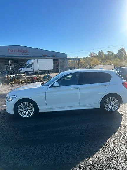 BMW 118D 2014 photo 4