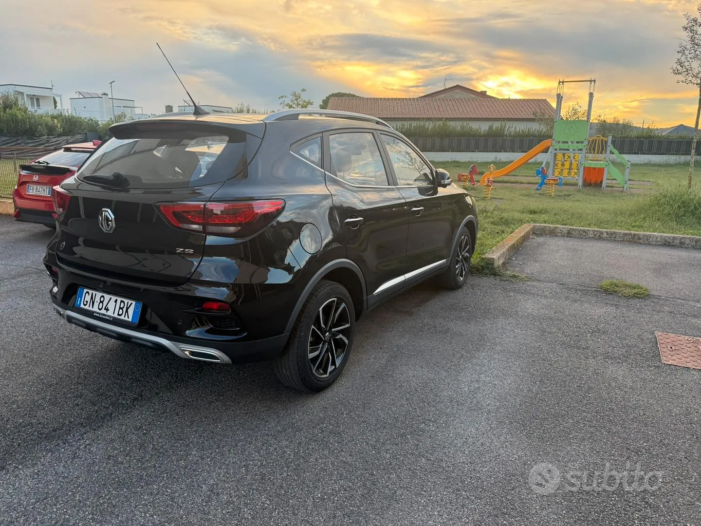 MG Zs