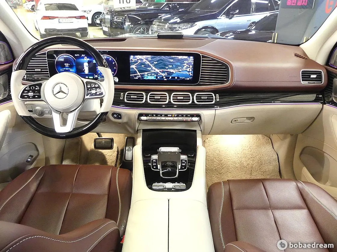 Mercedes-Benz Maybach Gls 600 2021 photo 4