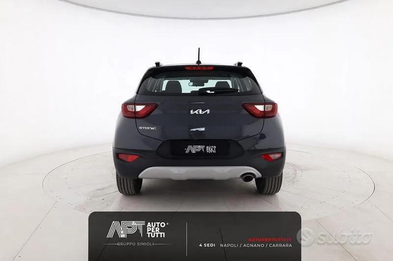 Kia Stonic 2023 photo 4