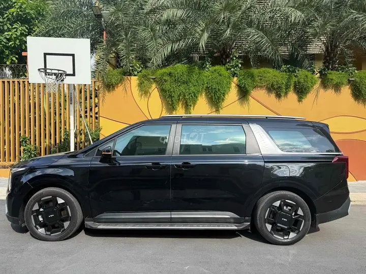 Kia Carnival 2025 photo 5