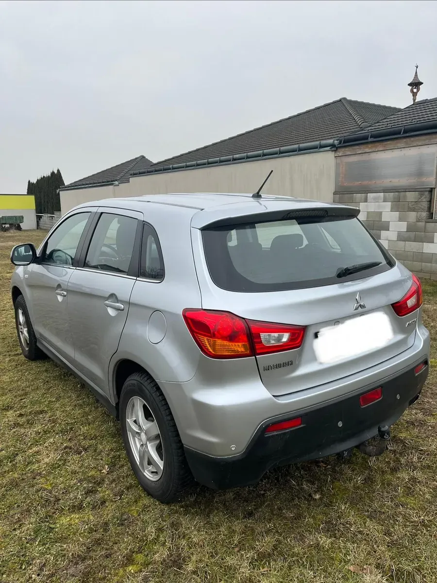 Mitsubishi Asx 2011 photo 2