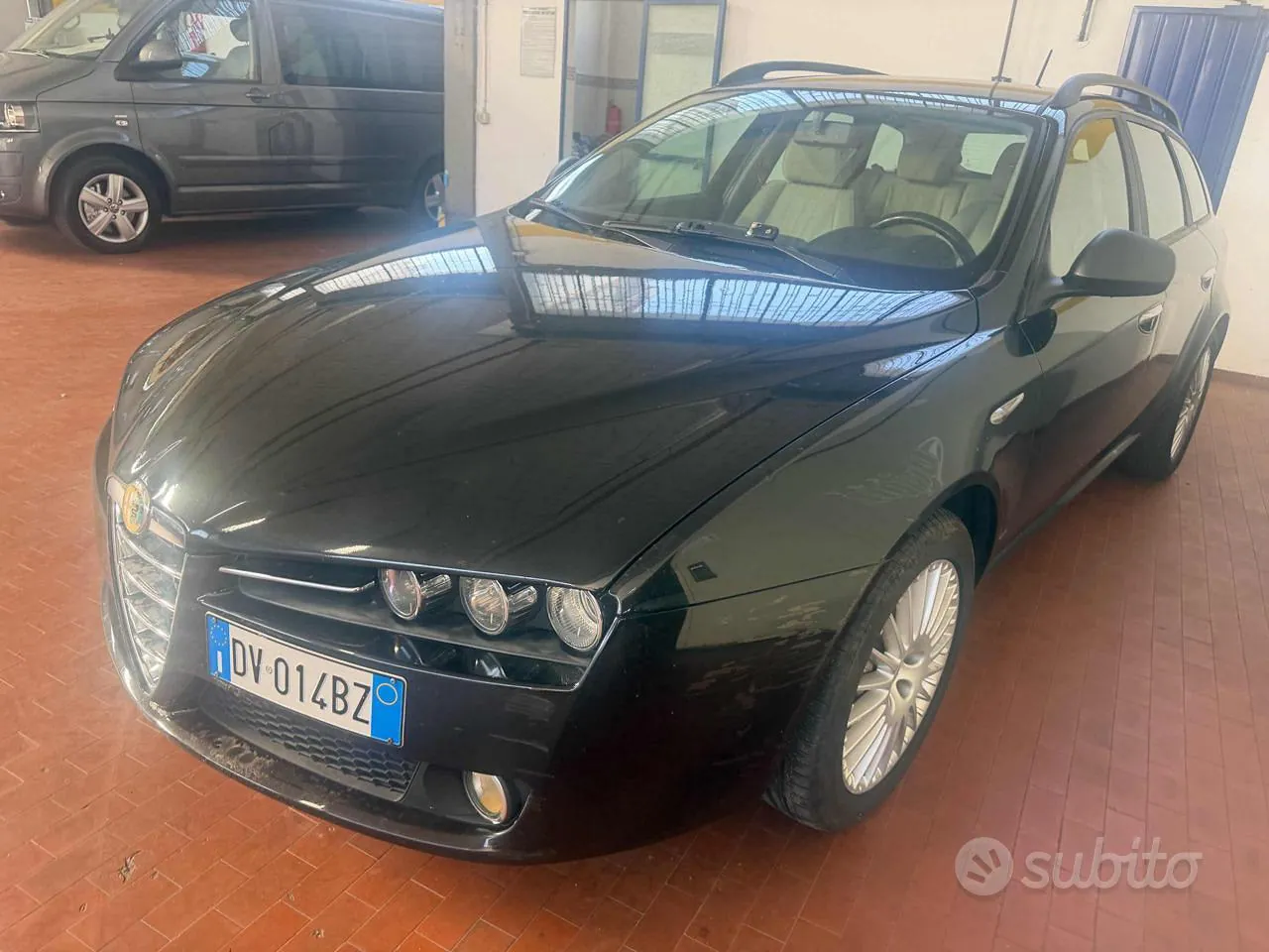 Alfa Romeo 159 2008 photo 4