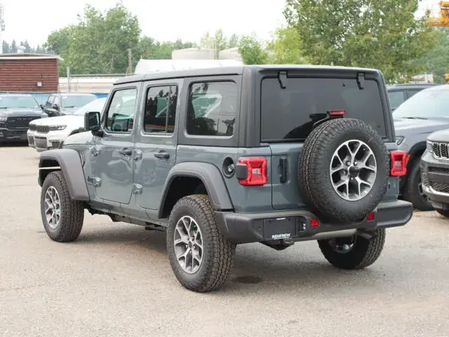 Jeep Wrangler 2025 photo 2